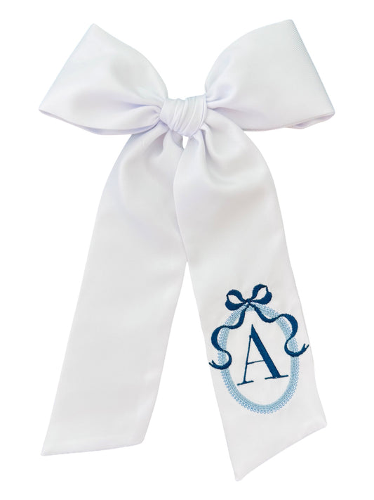 ,A School Oval Crest Monogram