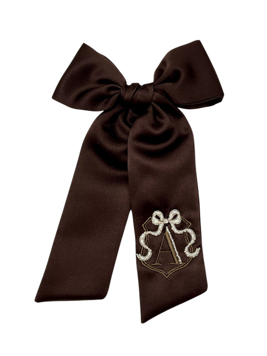 ,Flowy Crest Initial